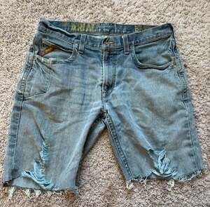 Ariat Low Rise Boot Cut Denim Shorts Size 34